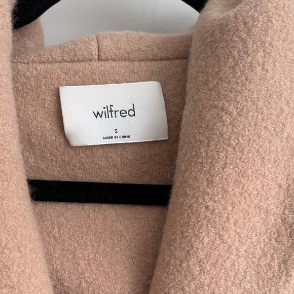 Aritzia 100% Merino wool wrap coat - Picture 2 of 9